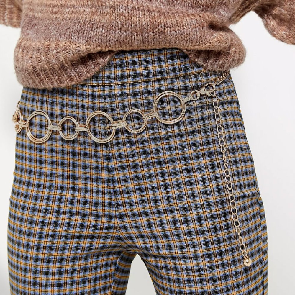 Urban Outfitters Rayna Silver Circle Chain Belt